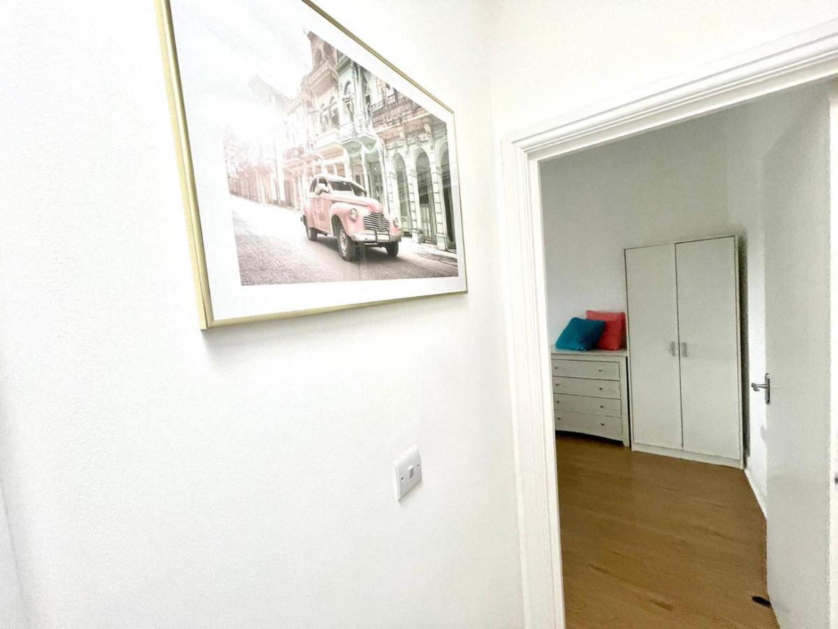 Koala & Tree - 2 Bedroom In City Centre - Short Lets & Serviced Accommodation Cambridge Eksteriør bilde