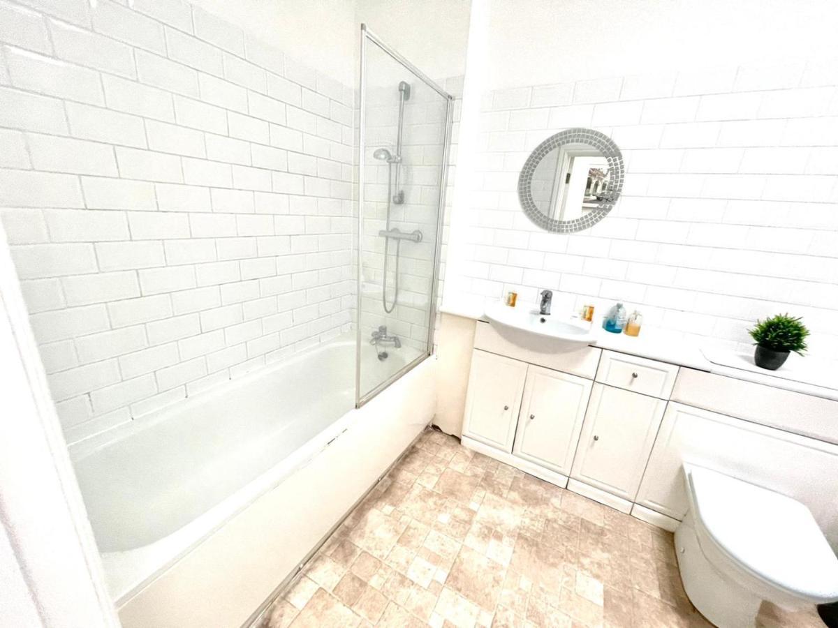 Koala & Tree - 2 Bedroom In City Centre - Short Lets & Serviced Accommodation Cambridge Eksteriør bilde